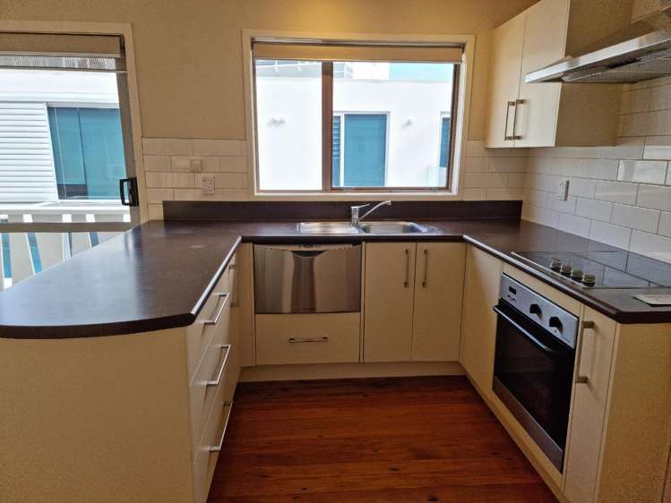 5/12 Brown Street 11234_5