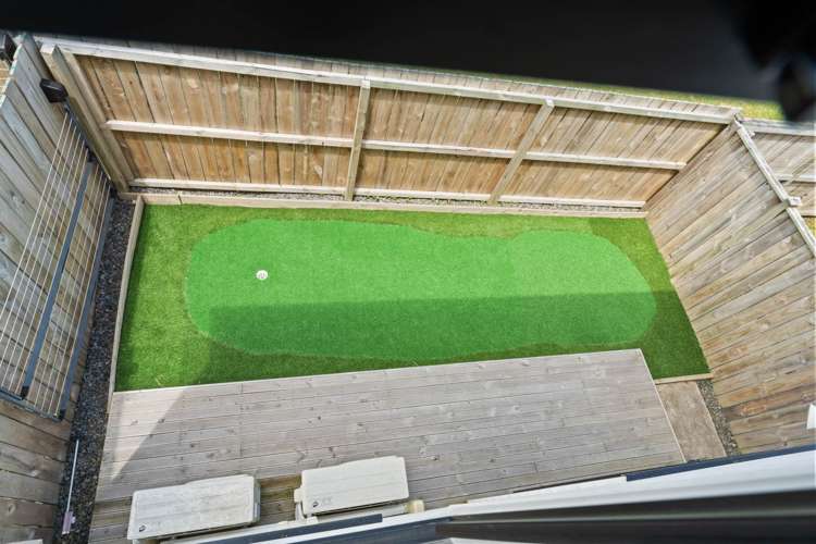 2b Wyon Way Flat Bush_26