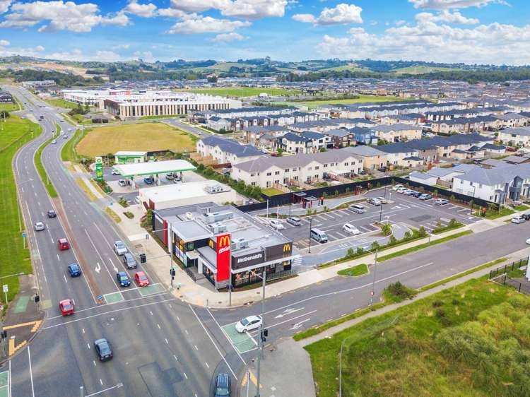 26 Cooladawson Drive Flat Bush_16