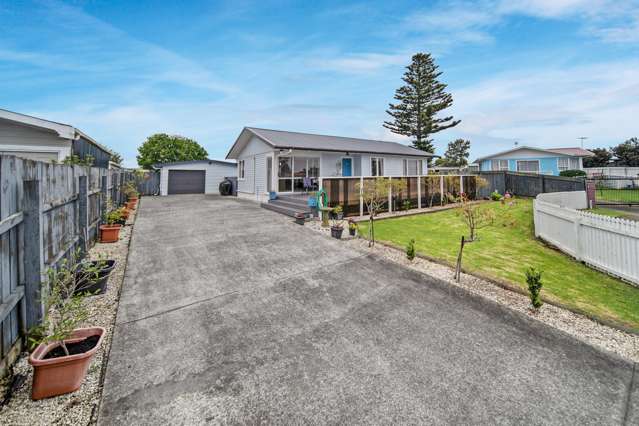 13 Chisholm Place Mangere East_3