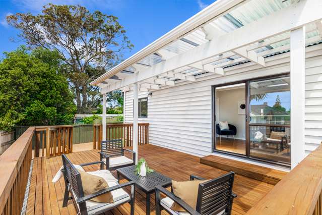 2/12 Neil Avenue Te Atatu Peninsula_1