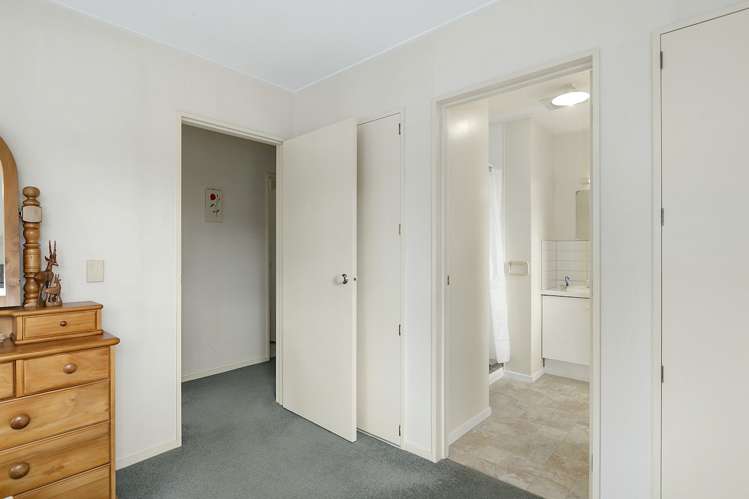 20a Brighton Road Green Island_12