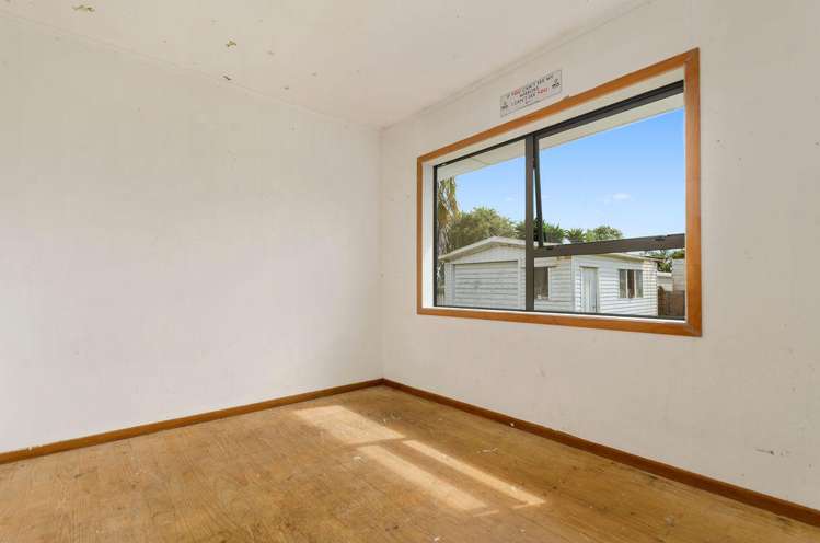 17 Hereford Street Te Atatu Peninsula_9