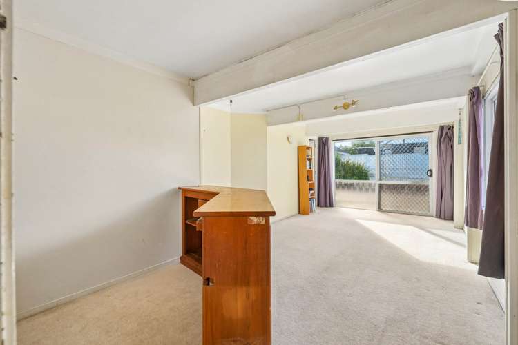 1/7 Te Atatu Road Te Atatu South_14