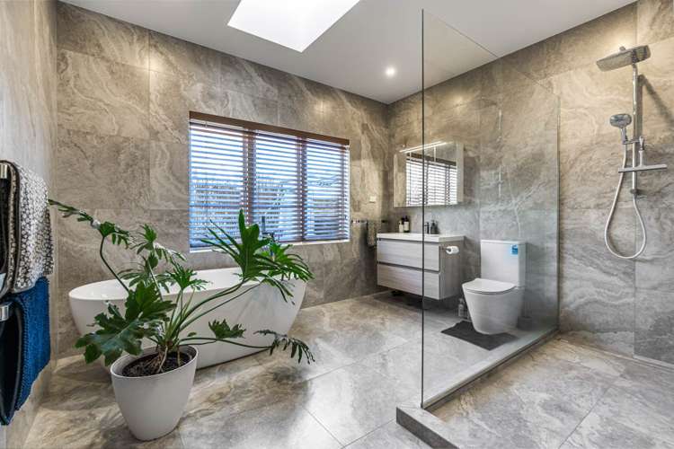 13 Mozeley Avenue Devonport_22