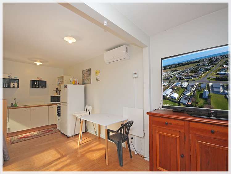 51 Nash Parade Foxton Beach_16