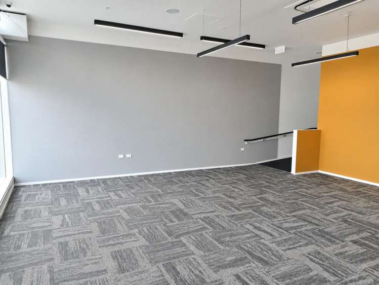 8/306 Cameron Road_0