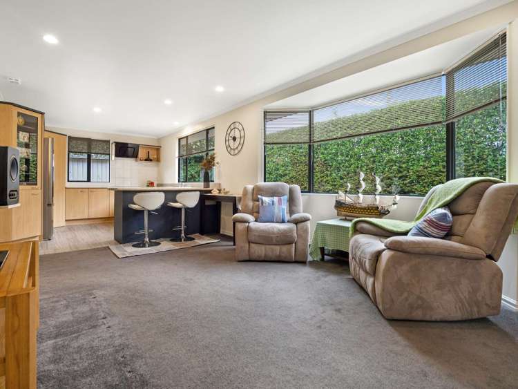 71 Nielsen Gardens_5