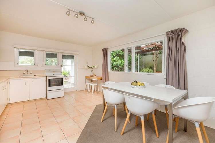 40b West Coast Road Glen Eden_10