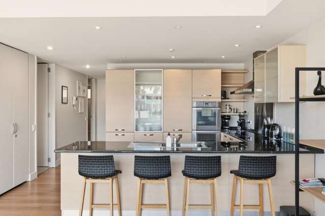 Easy living in an exceptional position