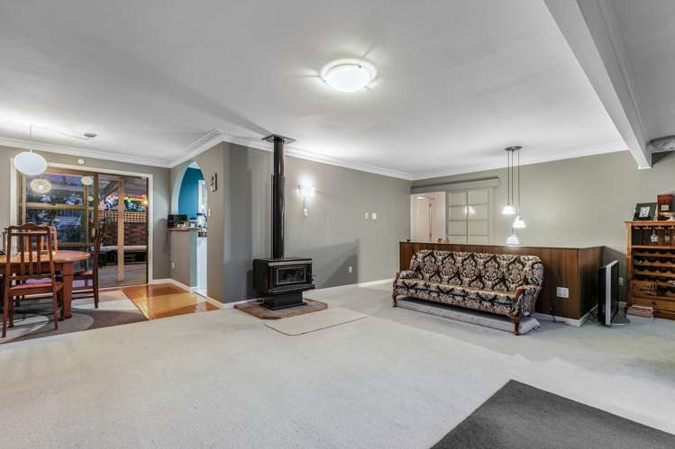 49 Sylvan Crescent Te Atatu South_7