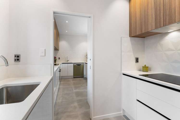 11 Arahi Road Clevedon_4