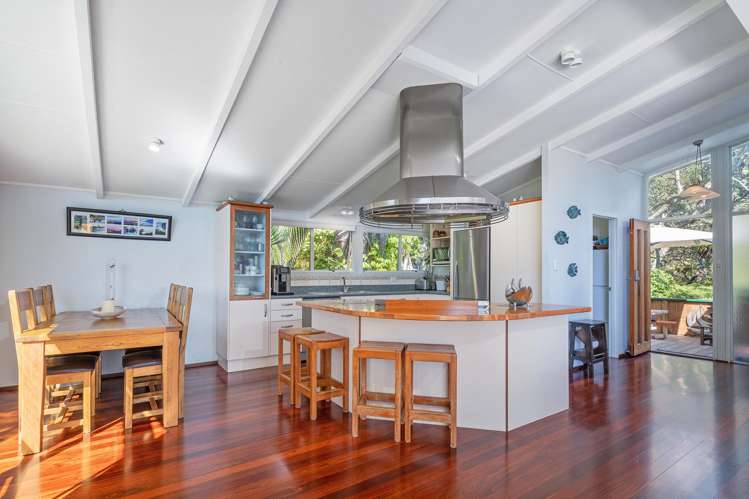 36a and 36b Mount Ave Pauanui_9