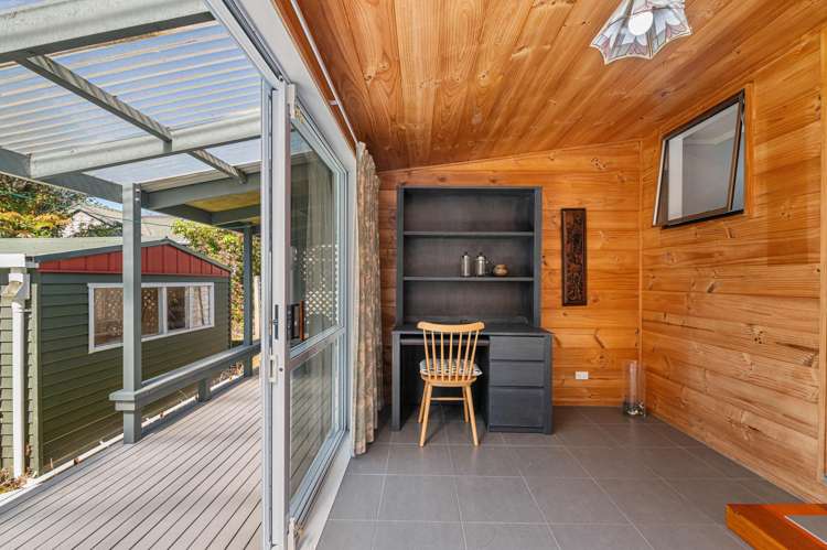 8 Te Mu Road Lake Tarawera_14