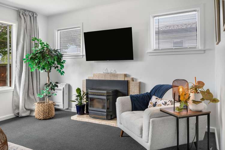 1/130 Springs Road Hornby_4