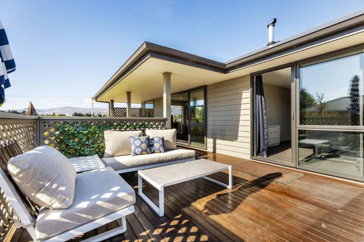 21 Frye Crescent Albert Town_14