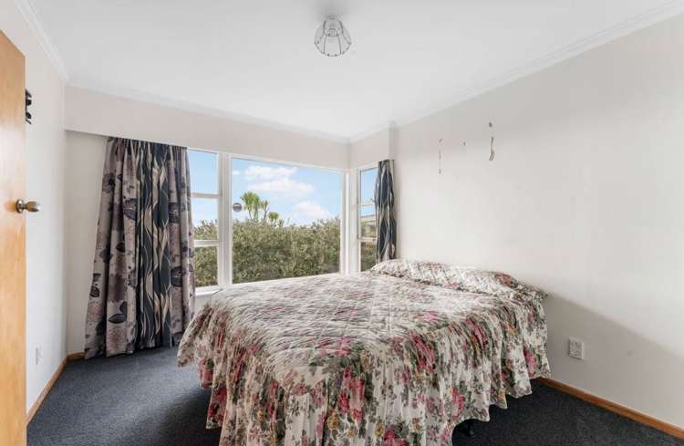 4247 Great North Road Glendene_9