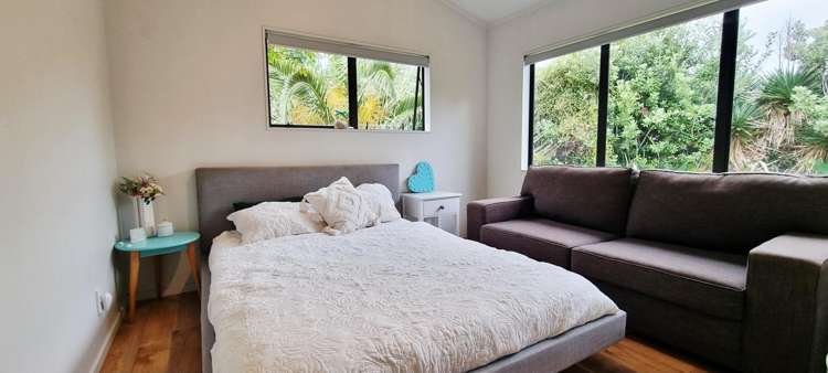 14 Mission Road Port Waikato_13