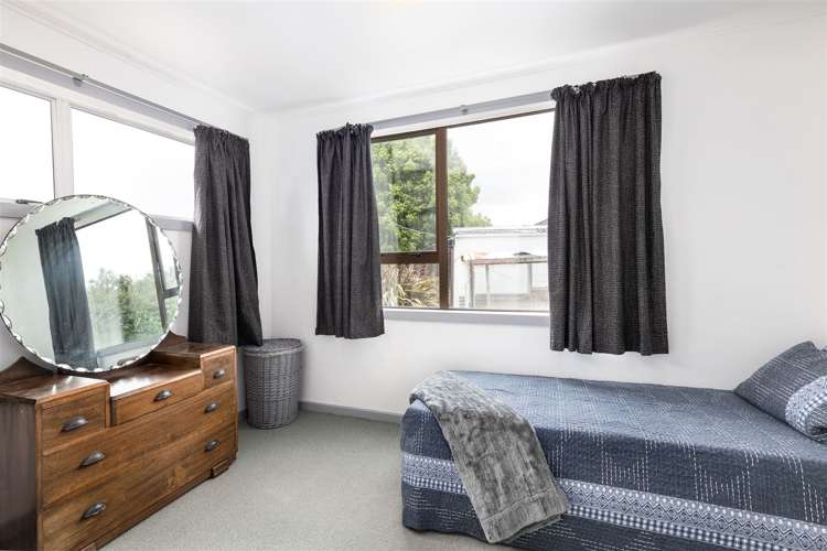 196 Maxwell Road Redwoodtown_10