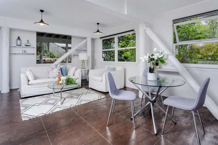 16 West Glade Crescent Birkenhead_11