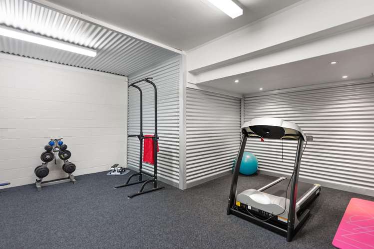 37 Stephen Lysnar Place Hillsborough_19