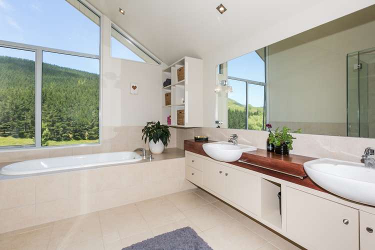 256 Craggy Range Road Central Hawkes Bay Coastal_13