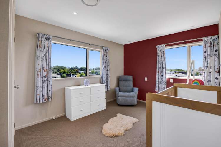 10 Sampson Avenue Waiwhakaiho_16