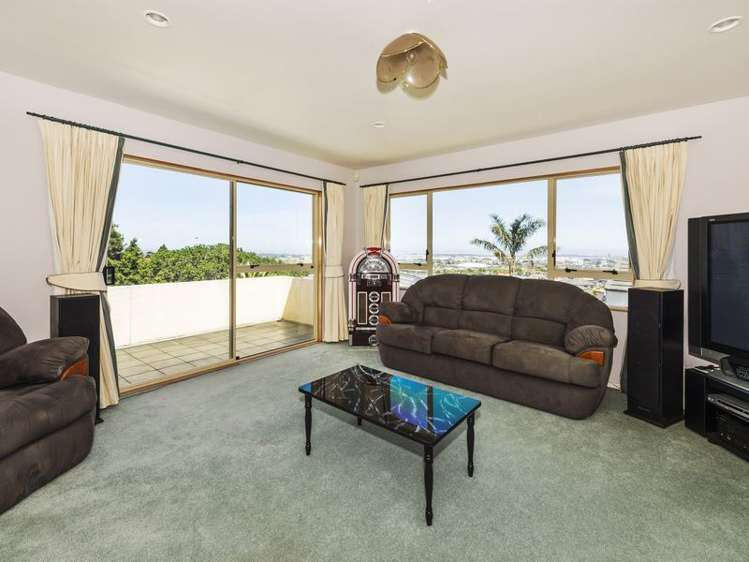 53 Ribbonwood Crescent Goodwood Heights_9