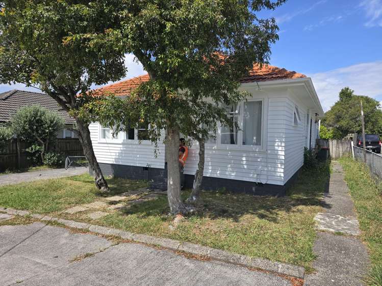 25 Archibald Road Kelston_2