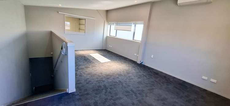 A/9 Manga Road Silverdale_3