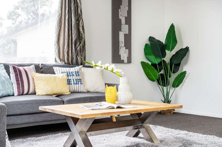 1/7 Haumia Way Otara_24