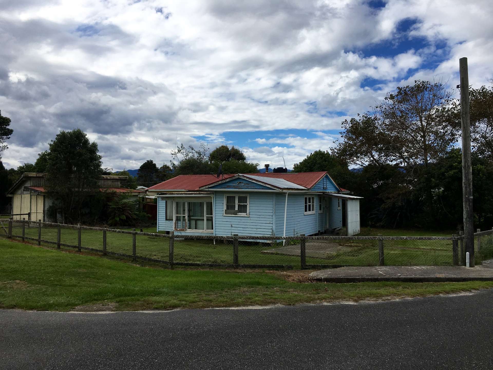 2 Hunter Street Karamea_0