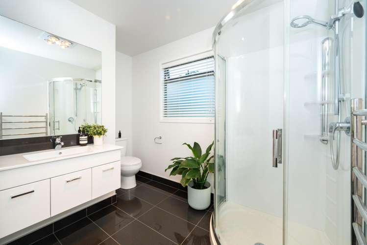 58 Kapiti Drive Poraiti_11