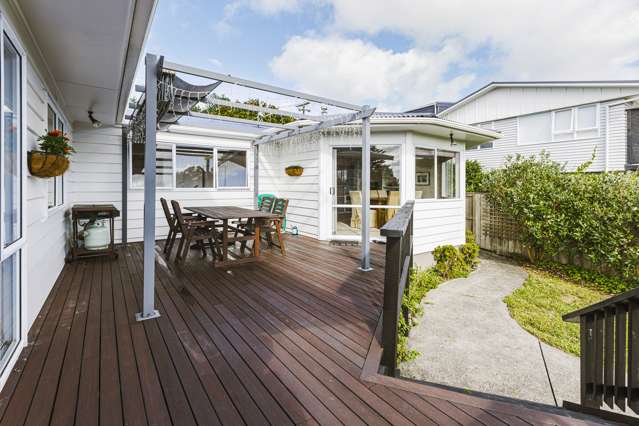 34 Colmar Road Mellons Bay_3