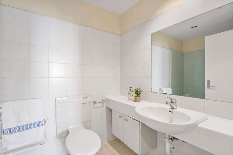 9c/205 Hobson Street Auckland Central_9