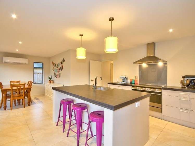 31 Woodstock Road Lower Shotover_11