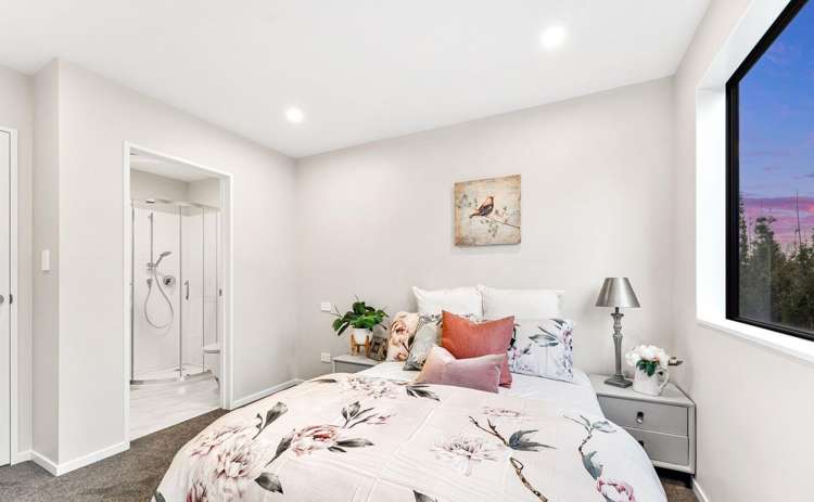 15 Don Oliver Lane Glen Eden_13