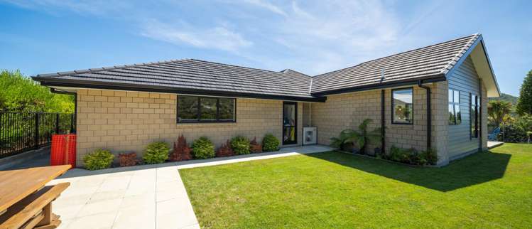 10 Admiralty Place Waikawa_27