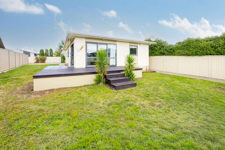 64 Kirkwood Road Flaxmere_13
