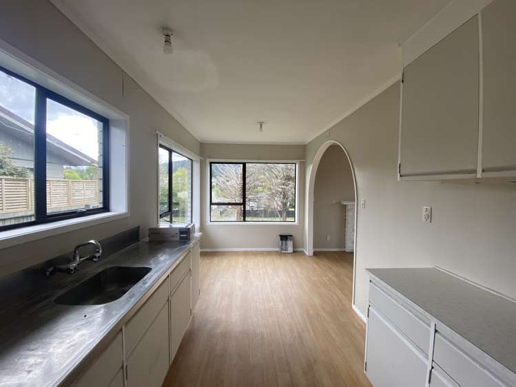 19 Goldie Street Pukehangi_3