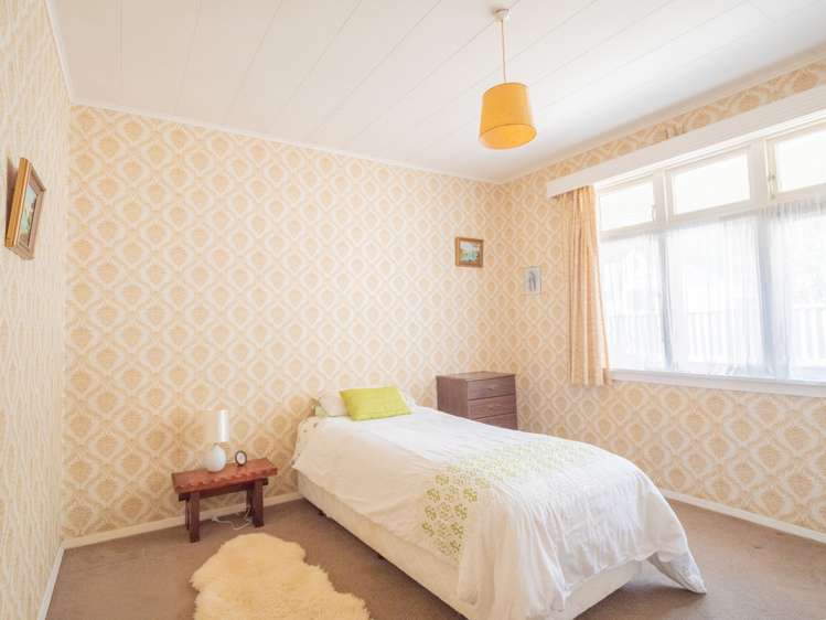 3 Marine Parade Eastbourne_13