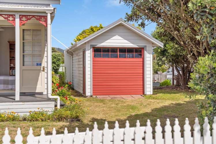 1 Eruini Street Waikanae Beach_19