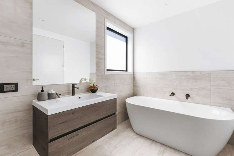 8a Freyberg Street Otumoetai_30