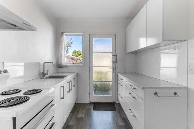 2/76 Millbrook Road 11401_1