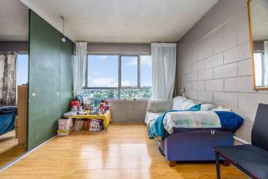 302/9 Sarawia Street_4