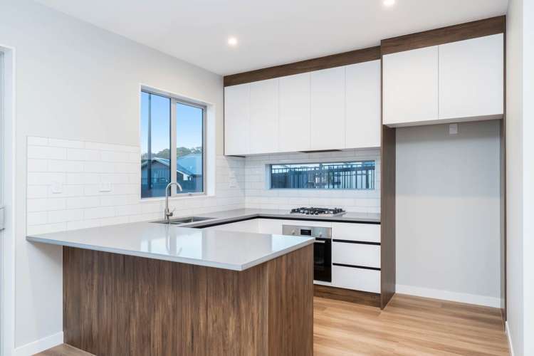 8 & 8a Kiokio Place Swanson_31