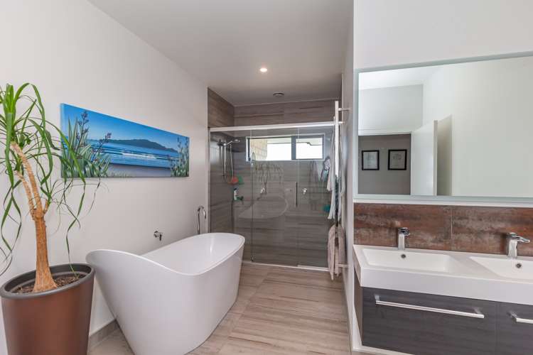 947 Koputaroa Road Koputaroa_21