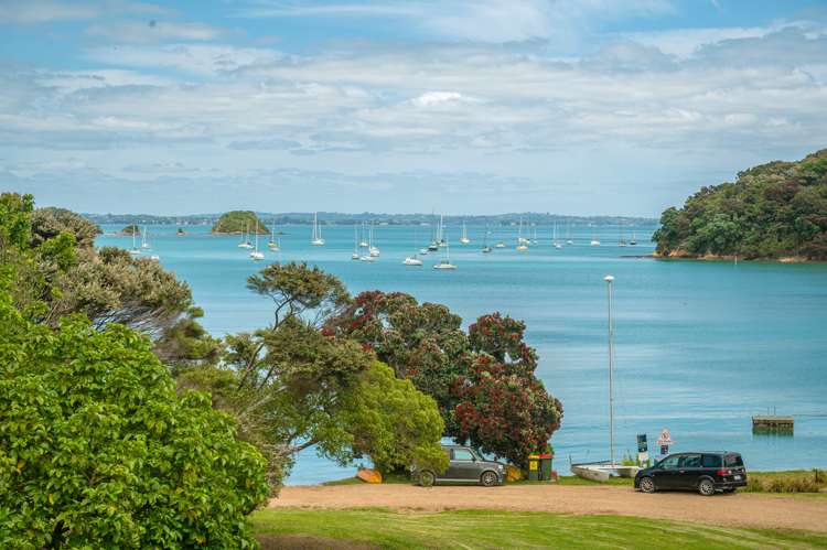 16 Shelly Beach Road Surfdale_23