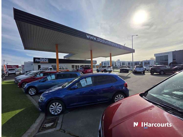 206 Ferry Road Waltham_45