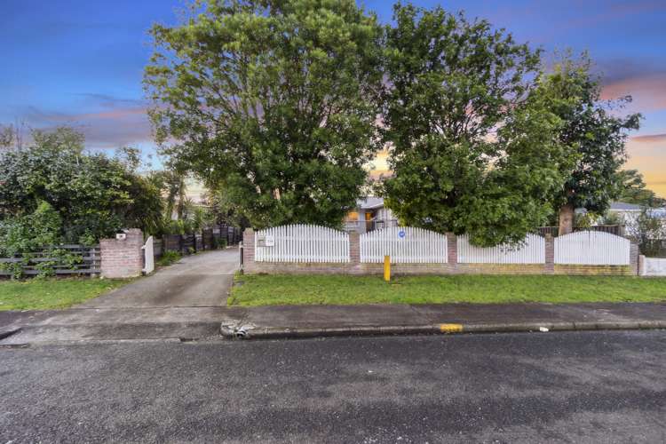 11 Clayton Road, Manurewa_11